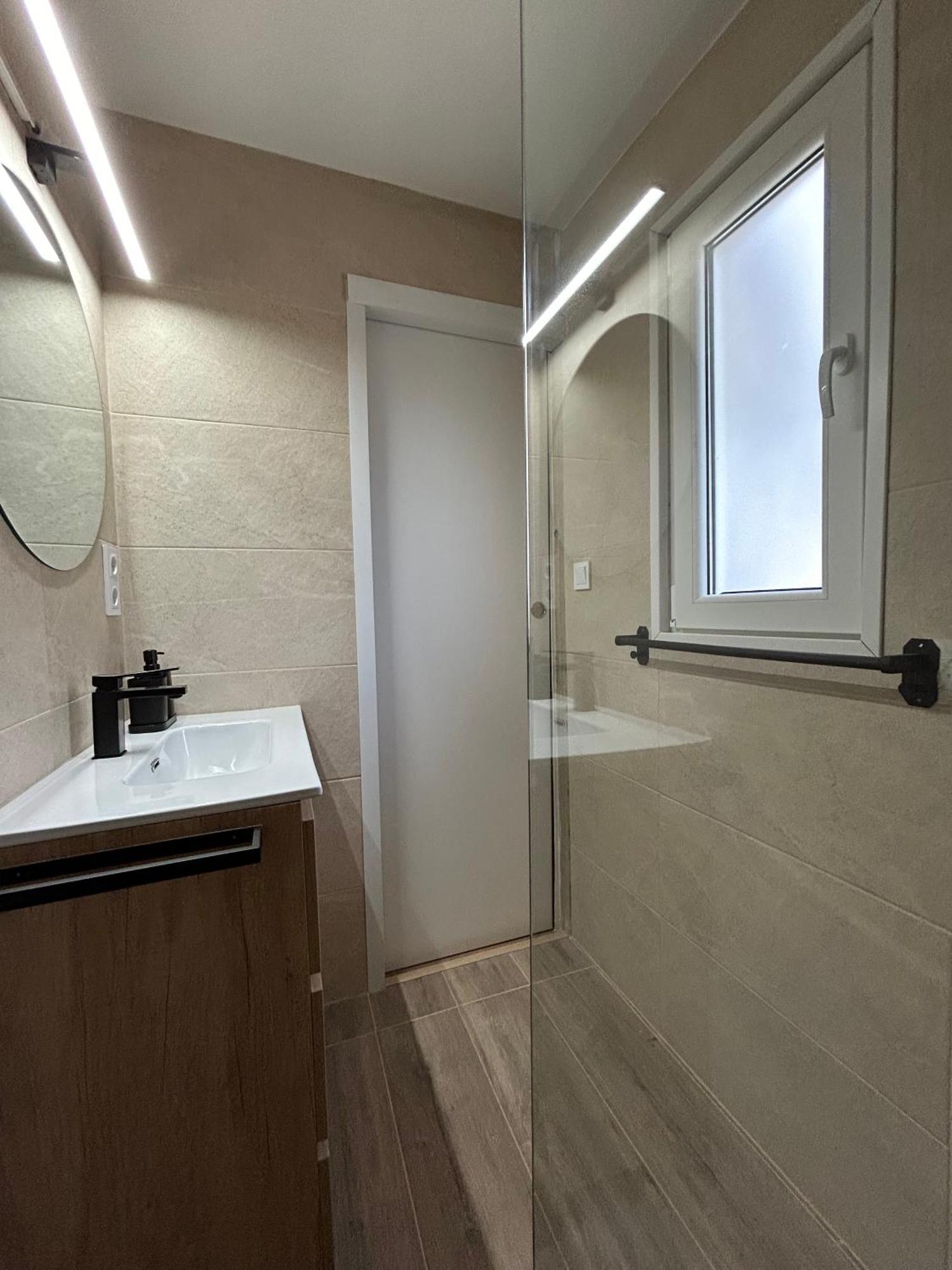 La Floresta Suite Sant Cugat del Vallès Exterior photo